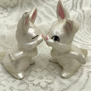 Kissing White Bunny Rabbits, Ceramic Vintage 1980 Hand-Painted, Easter